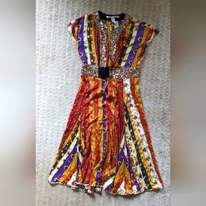 Diane Von Furstenberg designer dress 100% silk size 6